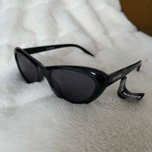STEVE MADDEN Lopez Sunglasses